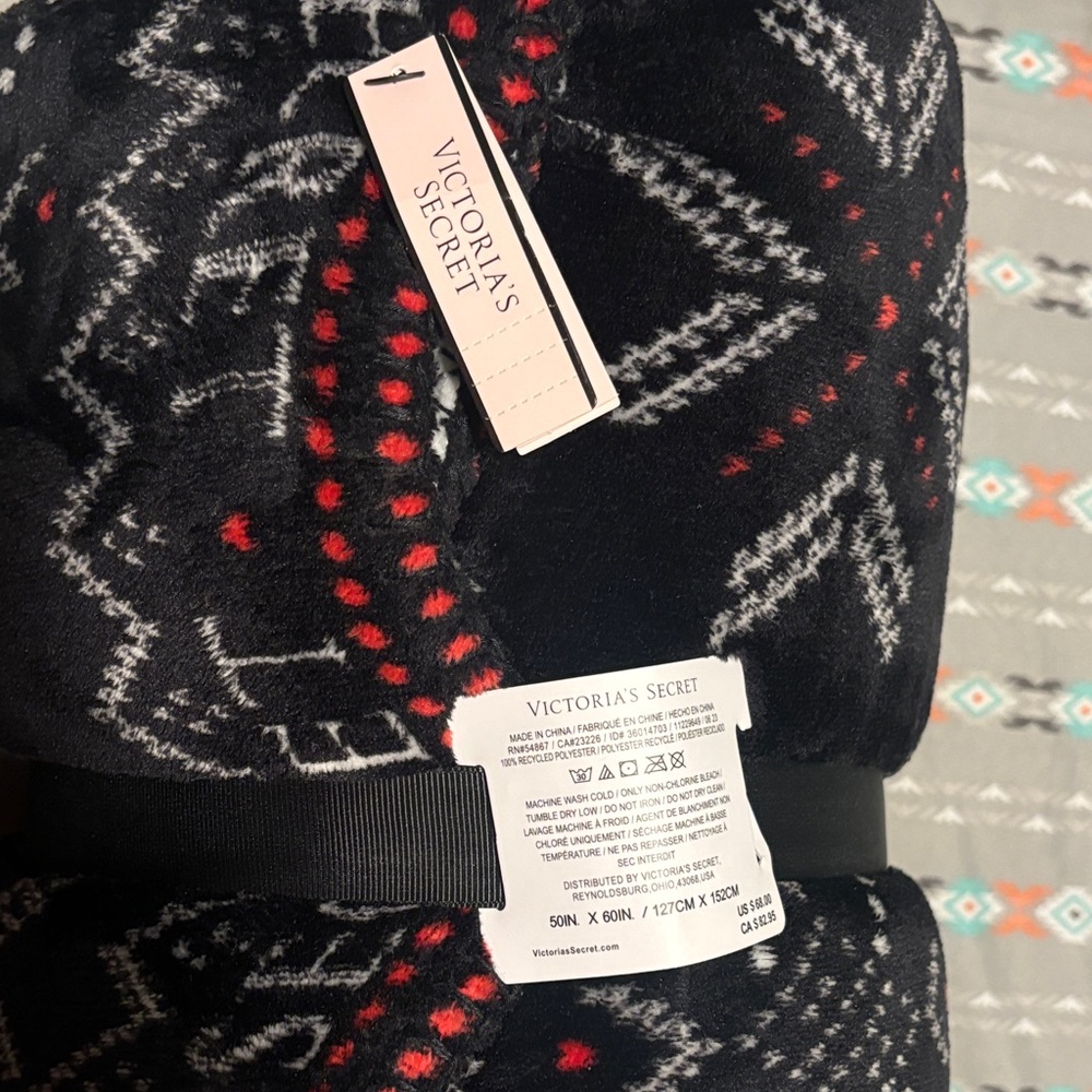 Victoria's Secret Blanket - Picture 3 of 6